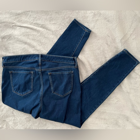 Old Navy Maternity Jeans Size 14 - Picture 3 of 8